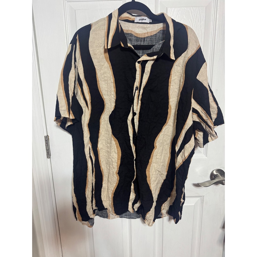 Vatpave Mens XXL Abstract Wavy Stripe Button Down Shirt Black Tan Short Sleeve